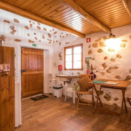 Apartment F - Casa Bezzerinhos In Quinta Das Alagoas